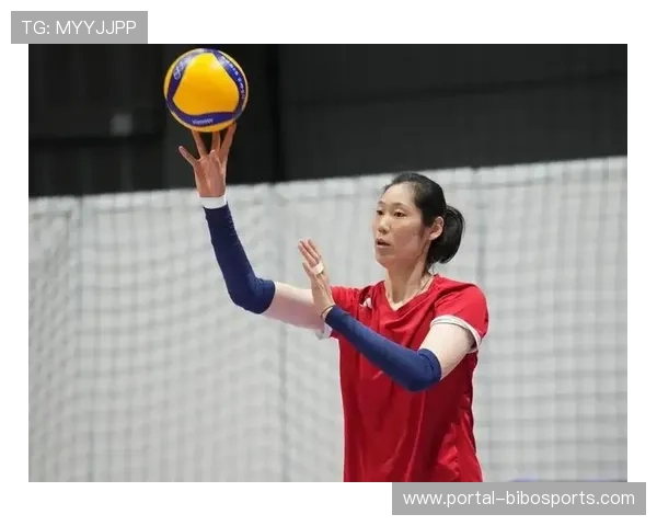 朱婷担任河南排球青年队教练 以身作则激励年轻球员